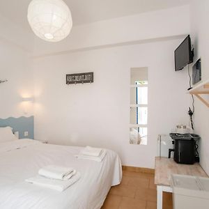Livadia Seaside Studios 6